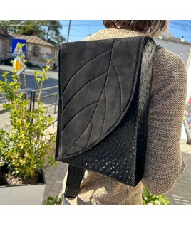 Leaf Me Backpack In Black